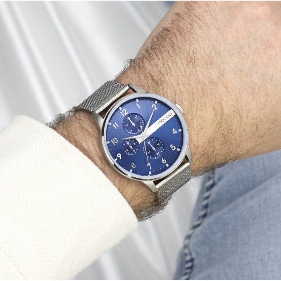 Oozoo Timepieces Ρολόι  Με Ασημί Μεταλλικό Μπρασελέ C11300
